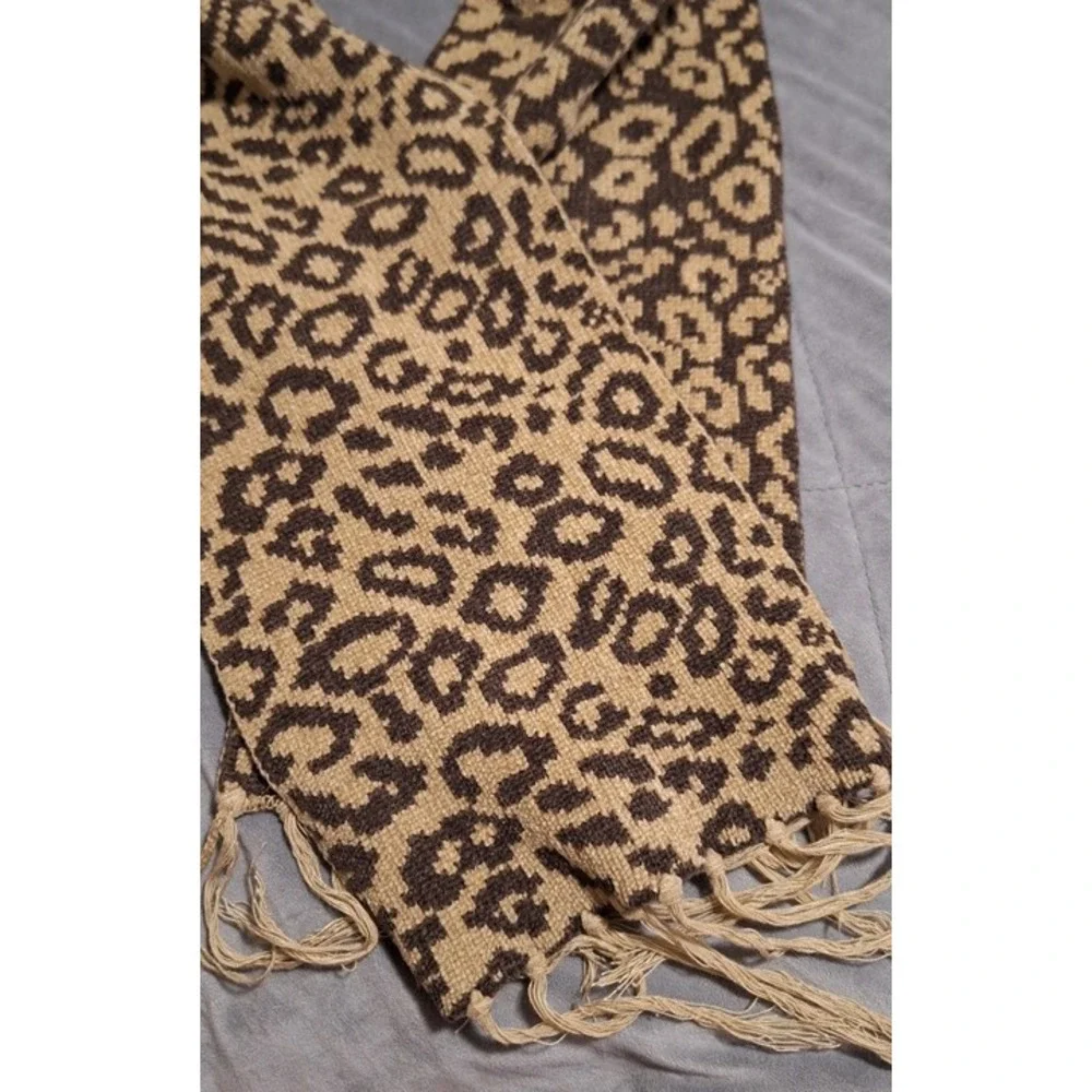 Leopard Print Womens Knit Winter Scarf‎ Brown Tan Neutral Fringe Animal Print